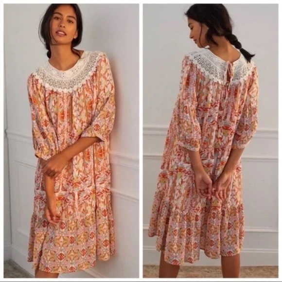 Anthropologie Dresses & Skirts - (R3) Anthropologie Florence Floral midi dress Lace collar and embroidered lace